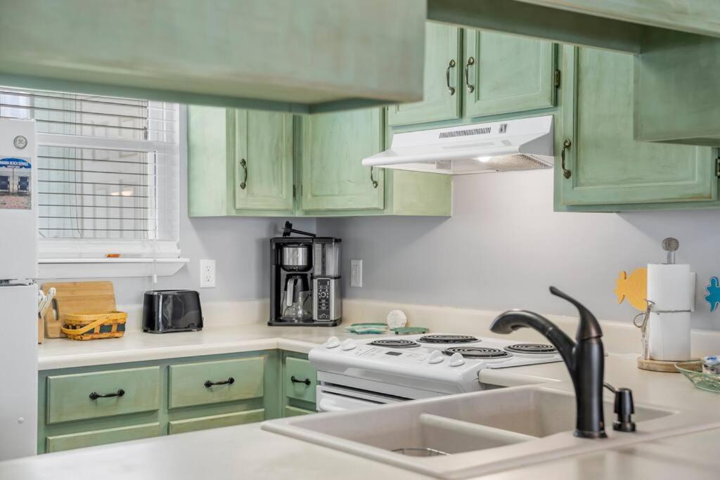 New! Steps To White Sand Beaches! Pool & Grill! 2Br 2Ba Panama City Beach Εξωτερικό φωτογραφία